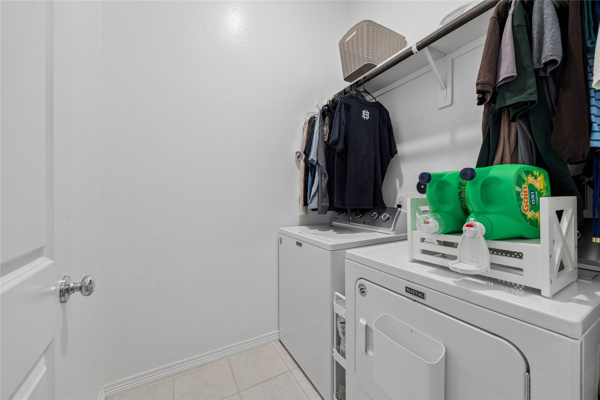 14231 Archer County Trail, Cypress, TX 77429 1st floor laundrette w. side by side w/d