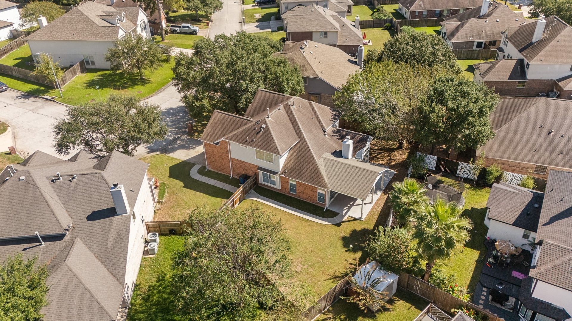 8702 Sailing Drive, Humble, TX 77346 8702 Sailing Drive, Humble, TX 77346