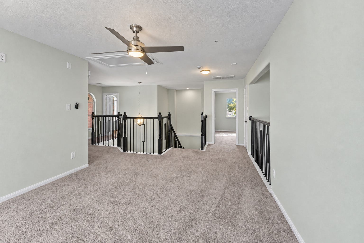 8702 Sailing Drive, Humble, TX 77346 8702 Sailing Drive, Humble, TX 77346