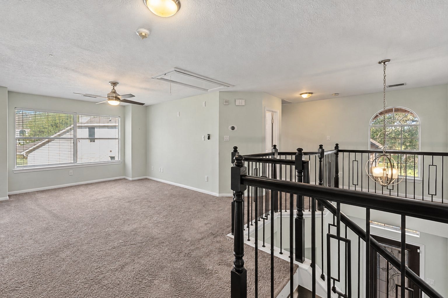 8702 Sailing Drive, Humble, TX 77346 8702 Sailing Drive, Humble, TX 77346