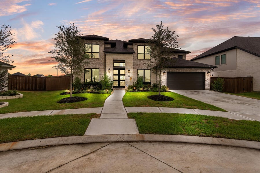 Property photo for 25246 Bamburgh Drive, Katy, TX