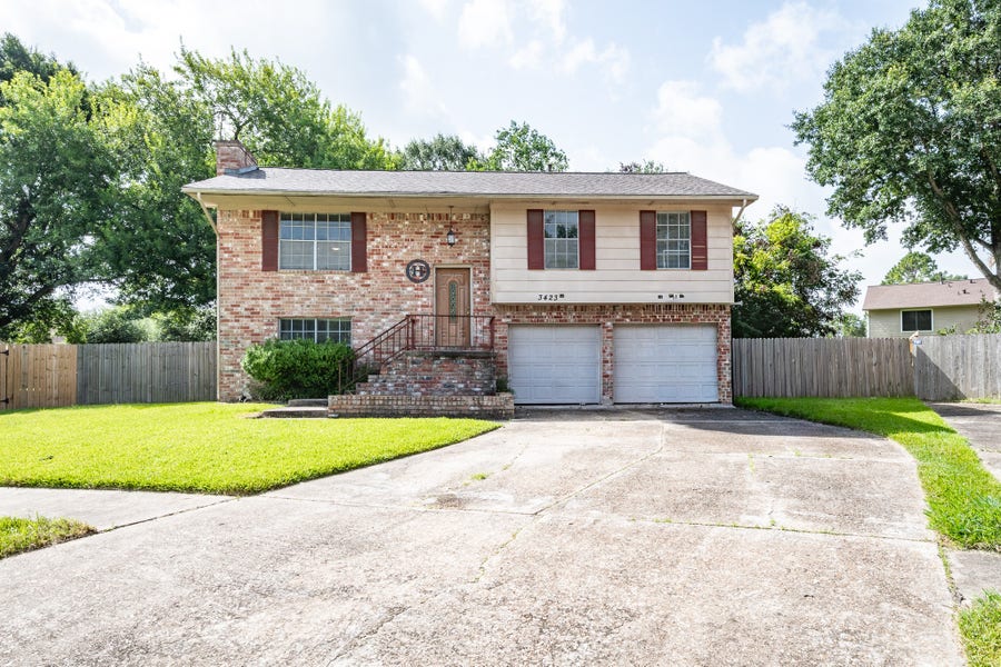 Property photo for 3423 Meadowview Drive, Richmond, TX