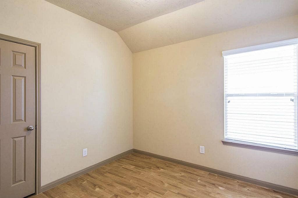 Photos may be representative of the floor plan and not the exact home. Finishes, layout, and features of the actual property for lease may vary.