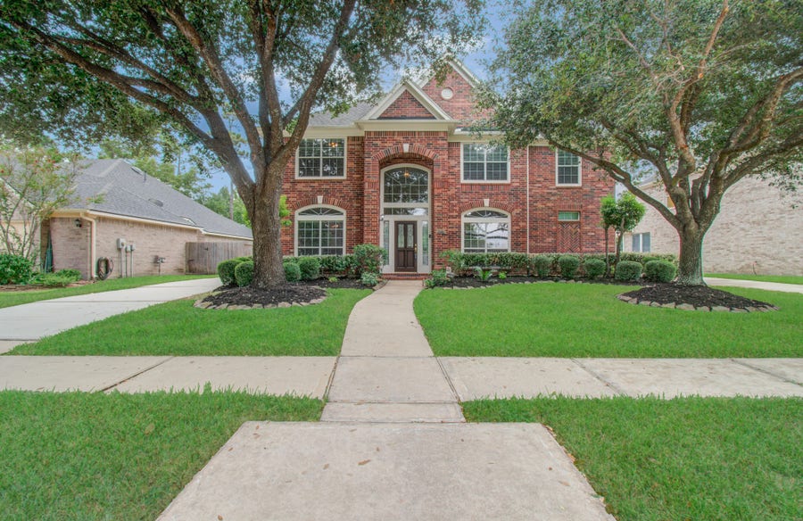 Property photo for 15919 Hurstfield Pointe Drive, Cypress, TX