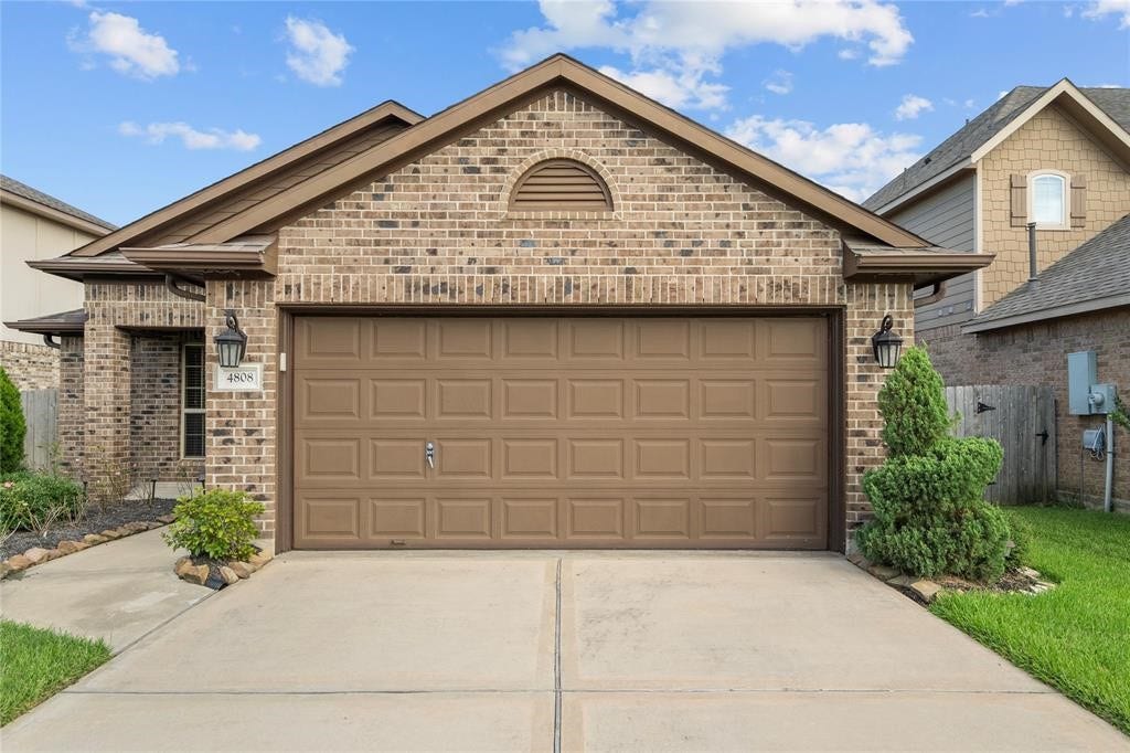 4808 Ladona Court, League City, TX 77573 4808 Ladona Court, League City, TX 77573