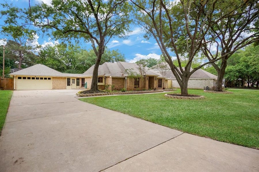 Property photo for 2918 E Elm Circle, Katy, TX