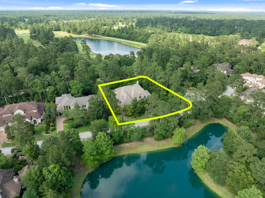 Property photo for 14 N Palmiera Circle, The Woodlands, TX