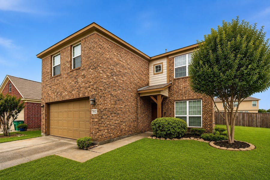 Property photo for 2602 Fawn Mountain Drive, Fresno, TX