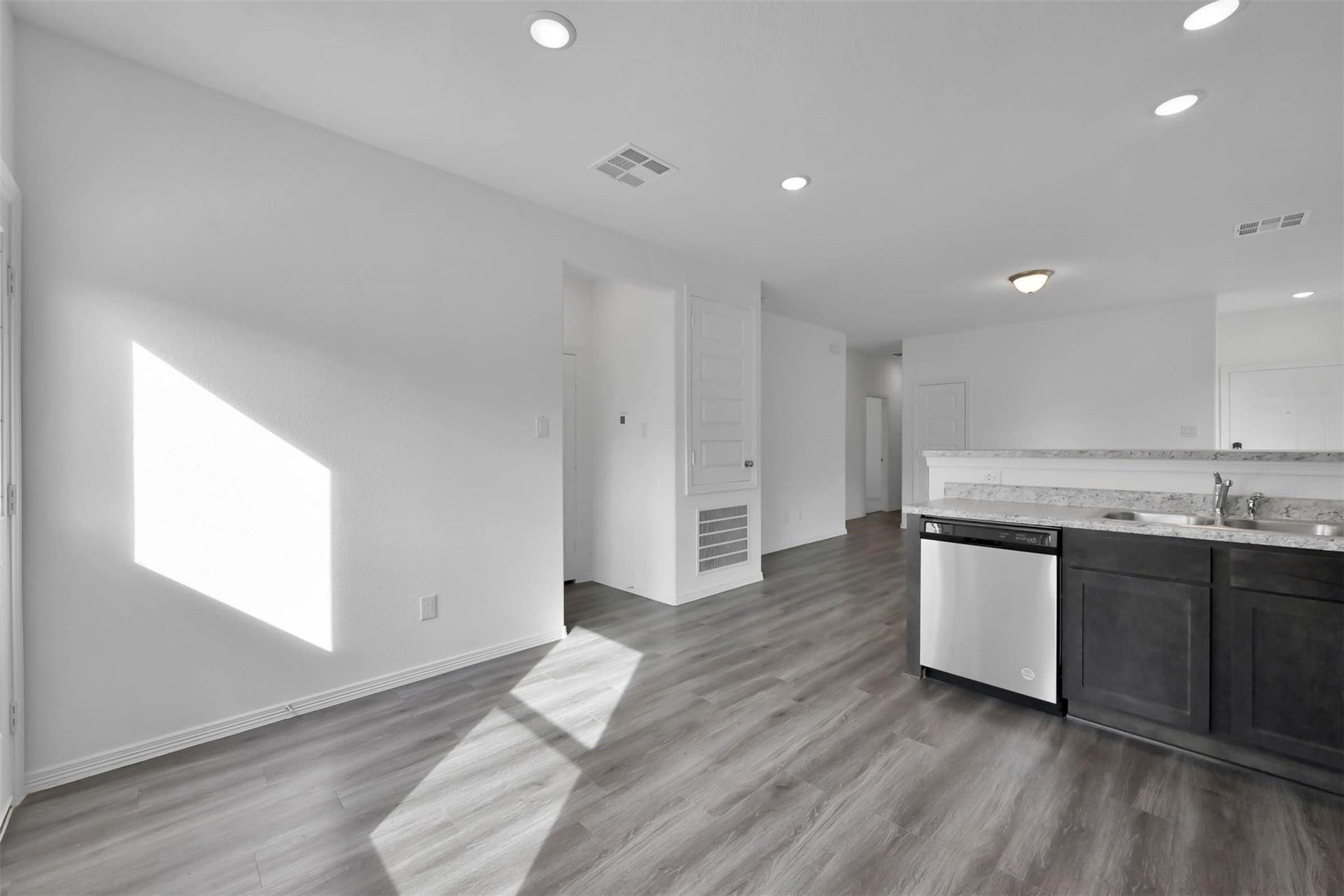 16592 Moss Ln, Porter Heights, TX 77365 16592 Moss Ln, Porter Heights, TX 77365