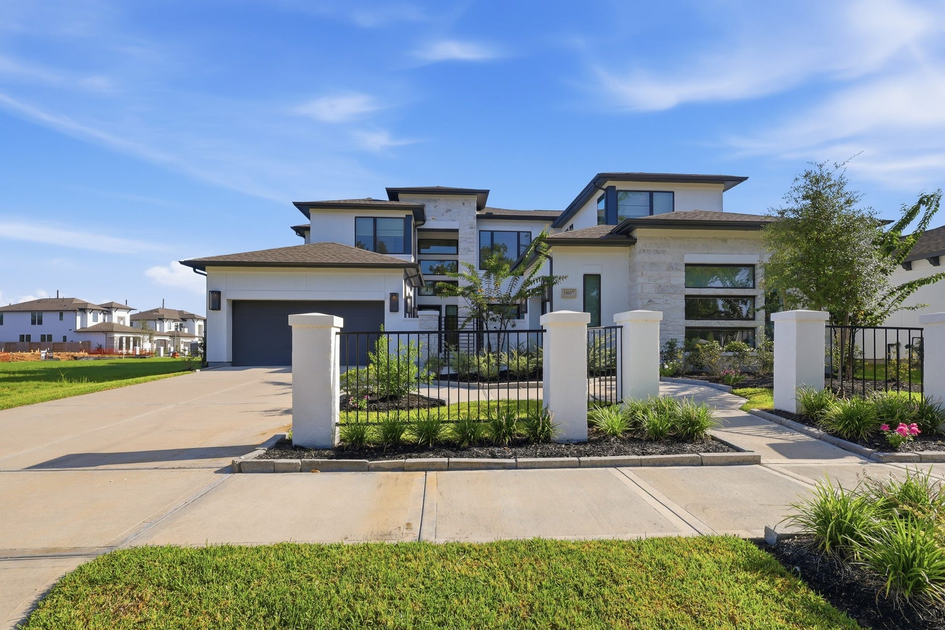 10007 Regal Mist Drive, Missouri City, TX 77459 10007 Regal Mist Drive, Missouri City, TX 77459