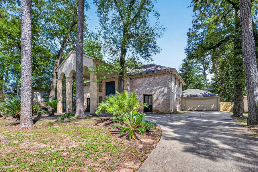Property photo for 8103 Oak Moss Drive, Spring, TX