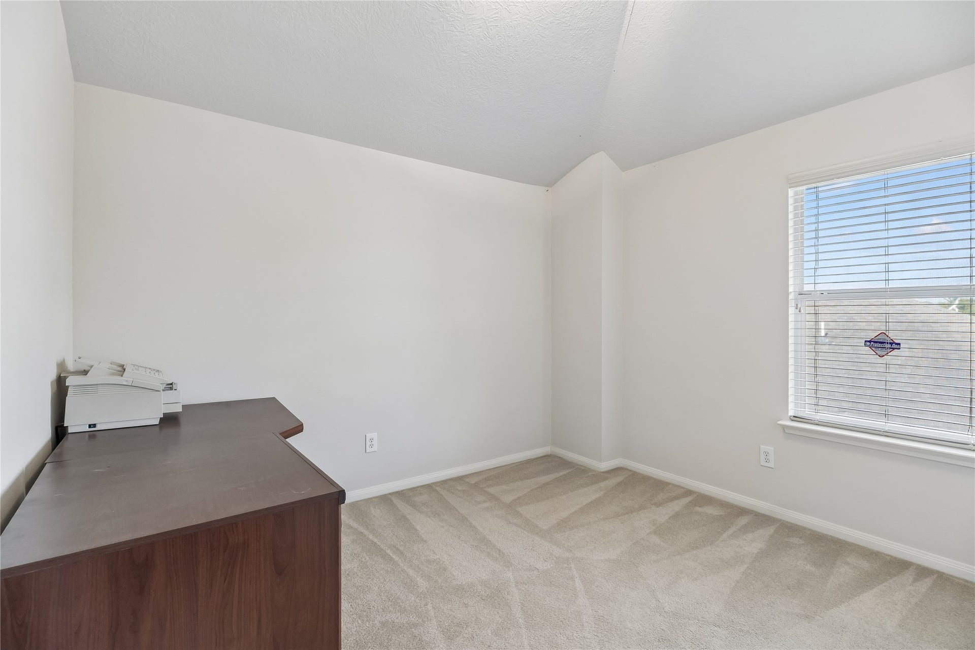 1906 Kamren Drive, Houston, TX 77049 1906 Kamren Drive, Houston, TX 77049