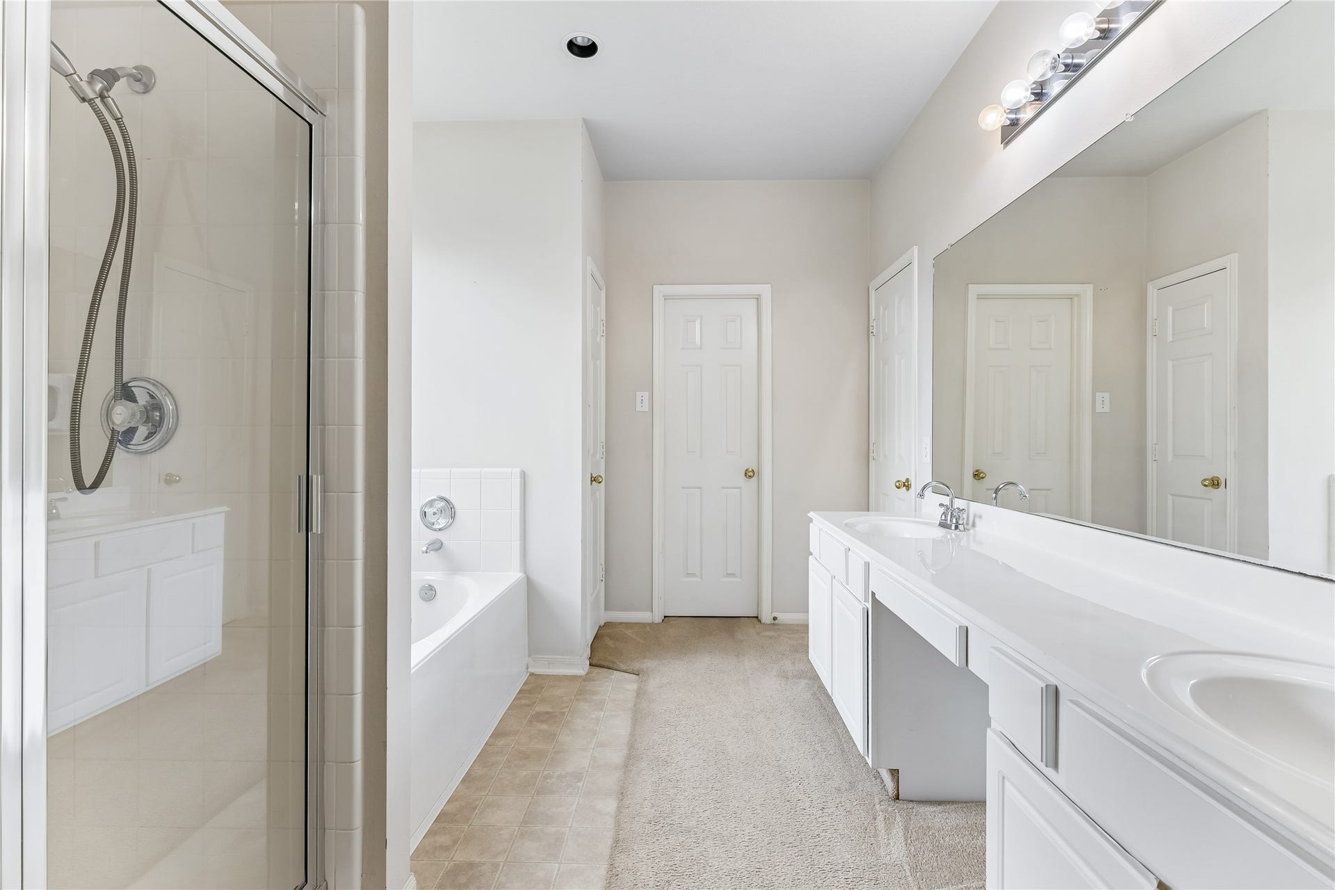 1906 Kamren Drive, Houston, TX 77049 1906 Kamren Drive, Houston, TX 77049