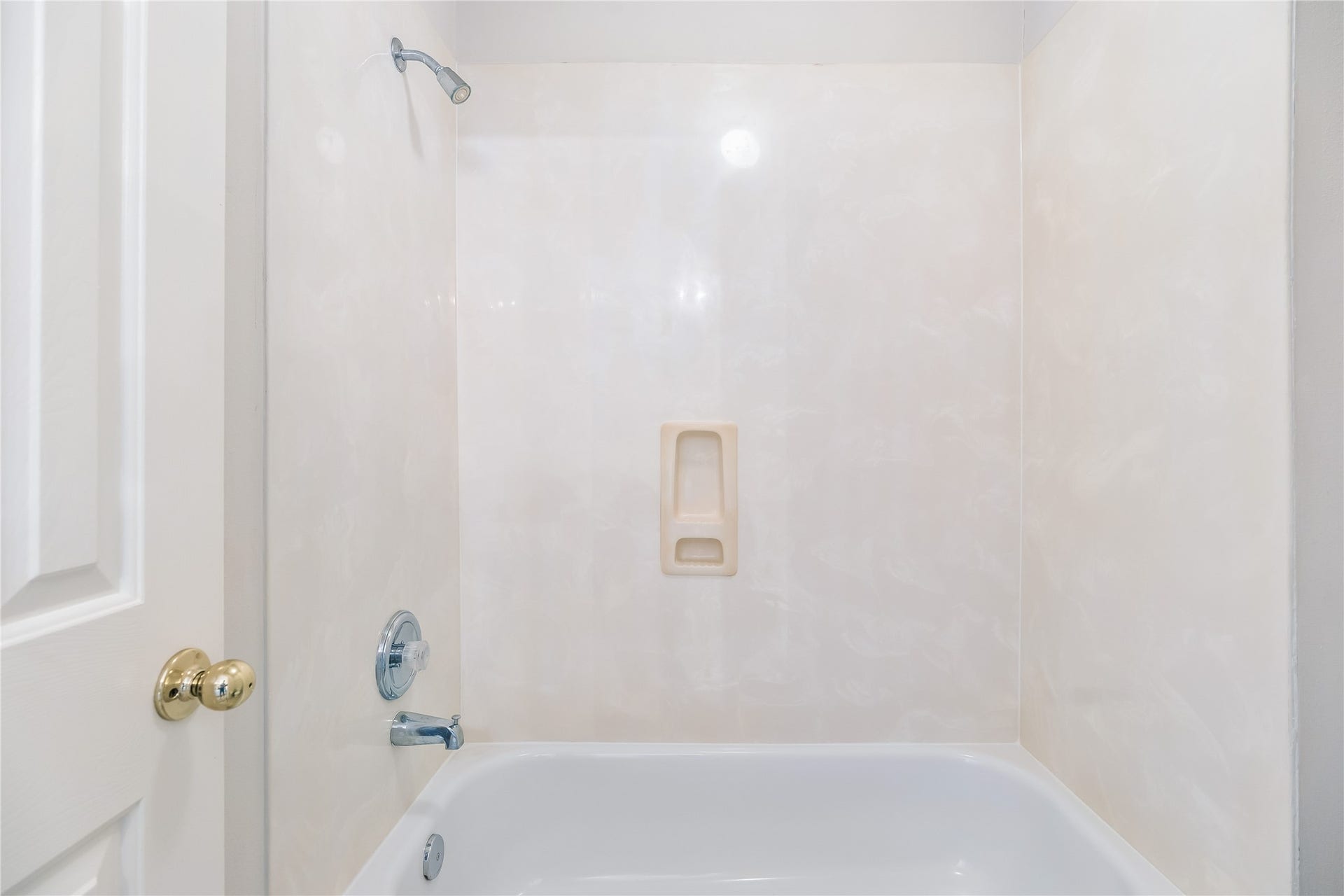 1906 Kamren Drive, Houston, TX 77049 1906 Kamren Drive, Houston, TX 77049