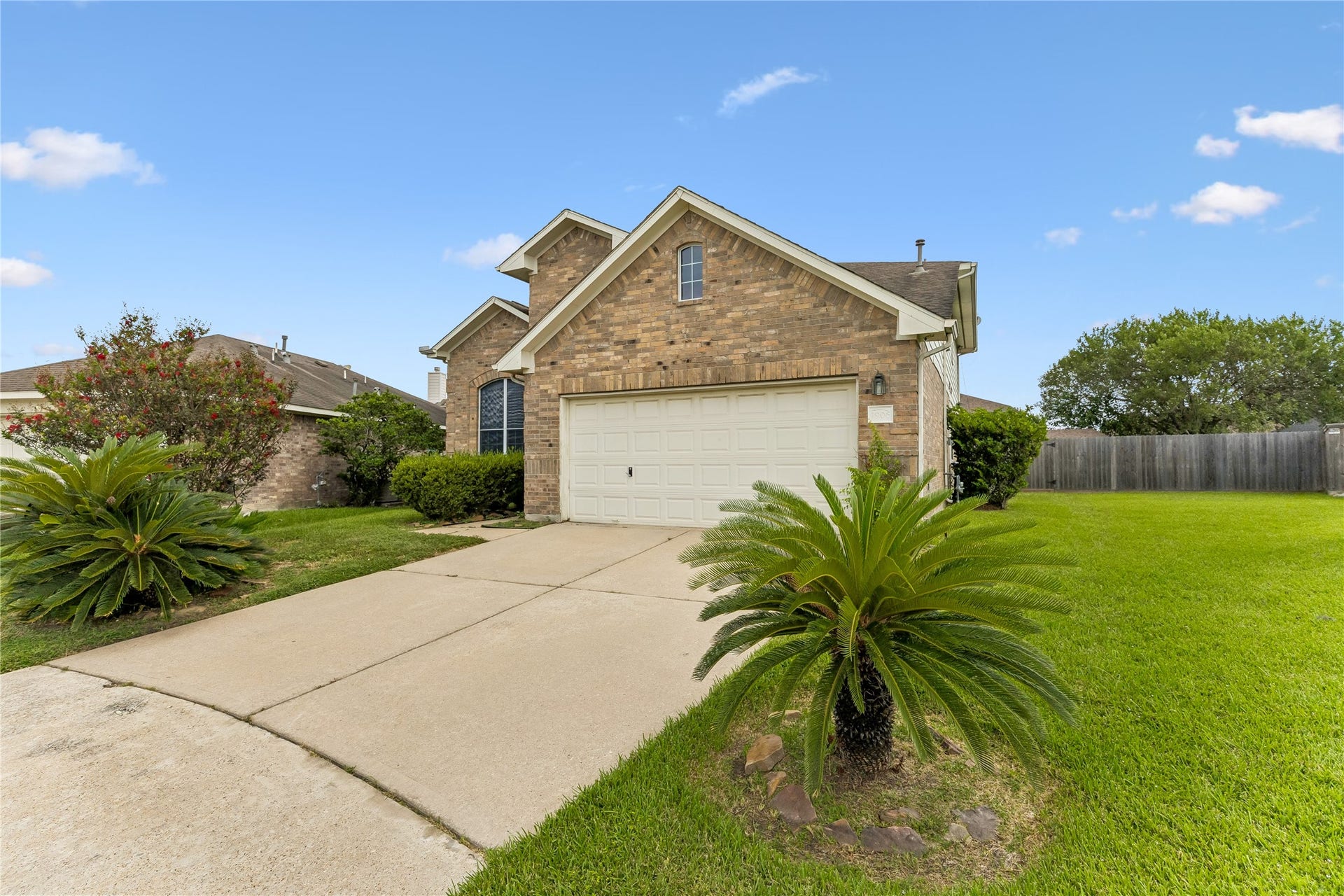 1906 Kamren Drive, Houston, TX 77049 1906 Kamren Drive, Houston, TX 77049