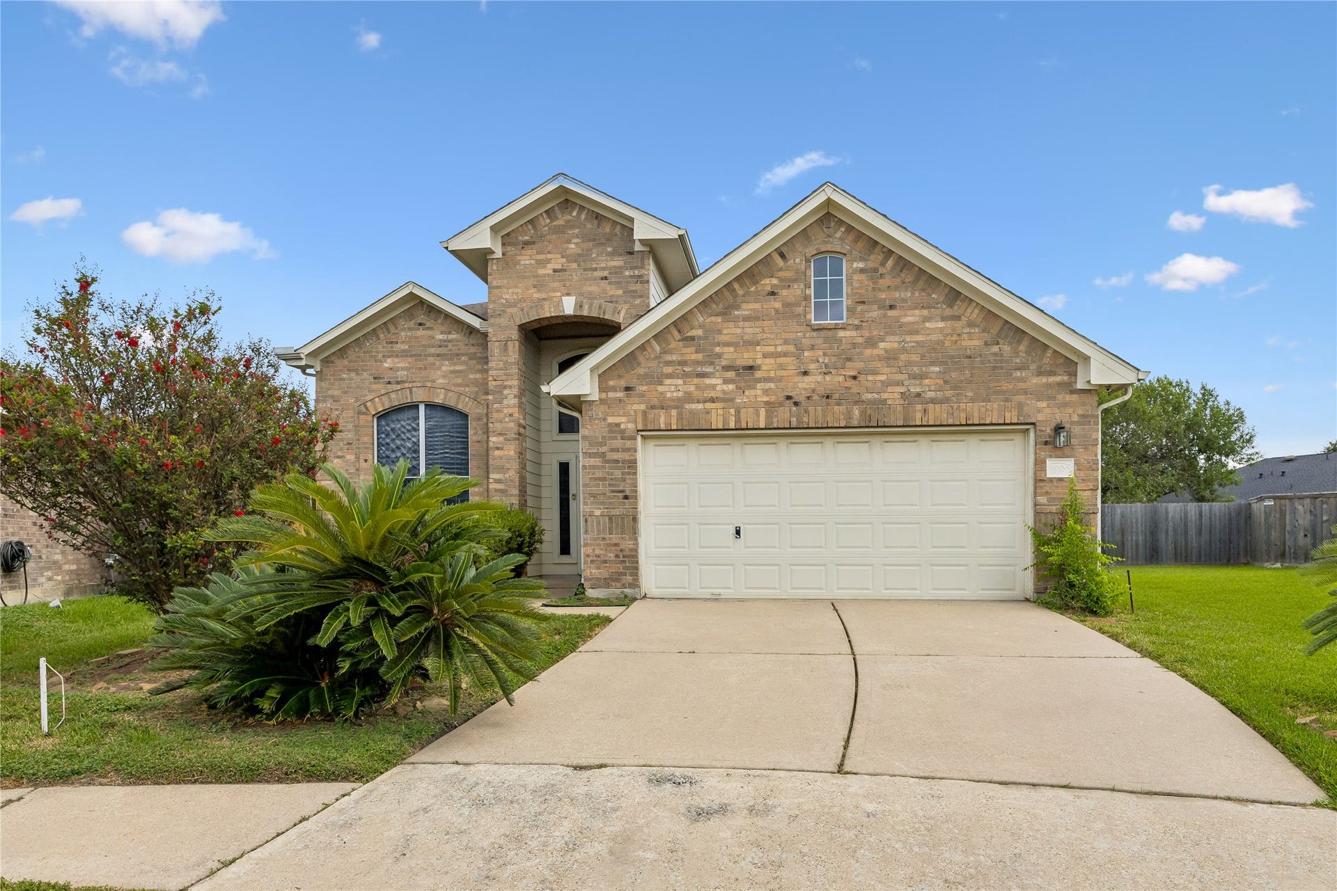 1906 Kamren Drive, Houston, TX 77049 1906 Kamren Drive, Houston, TX 77049