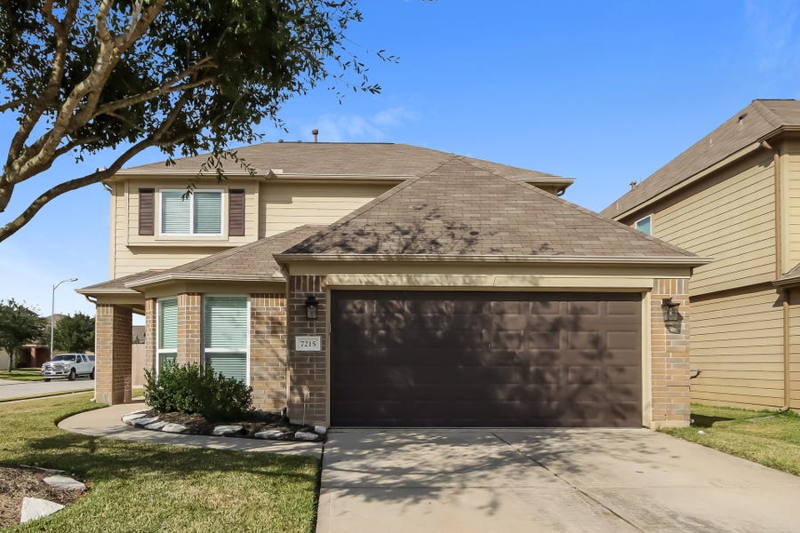 Property photo for 7215 Fox Scene Drive, Humble, TX