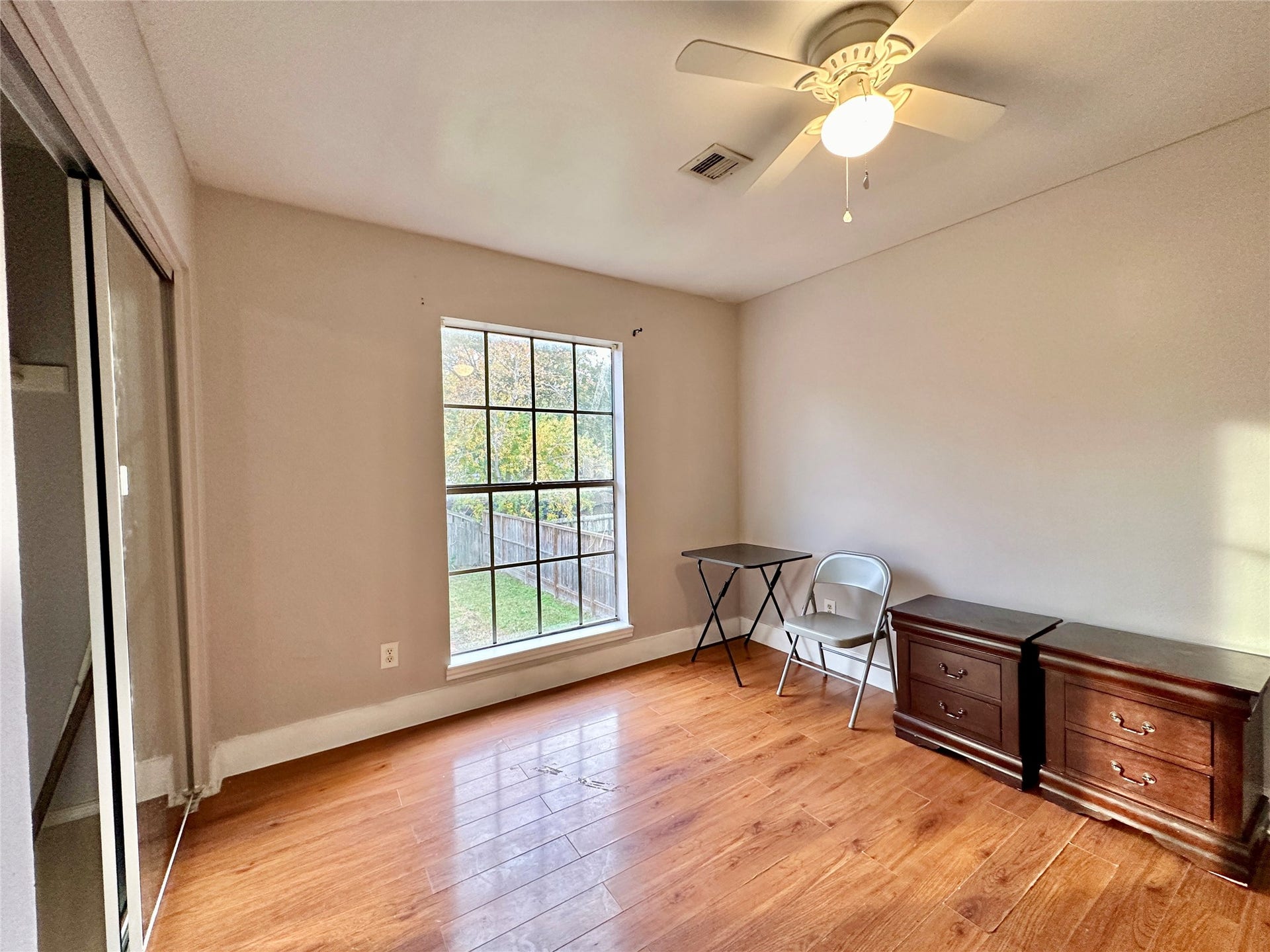 4114 Hartt Lane, Houston, TX 77025 Secondary bedroom on second floor is nice and bright overlooking backyard.