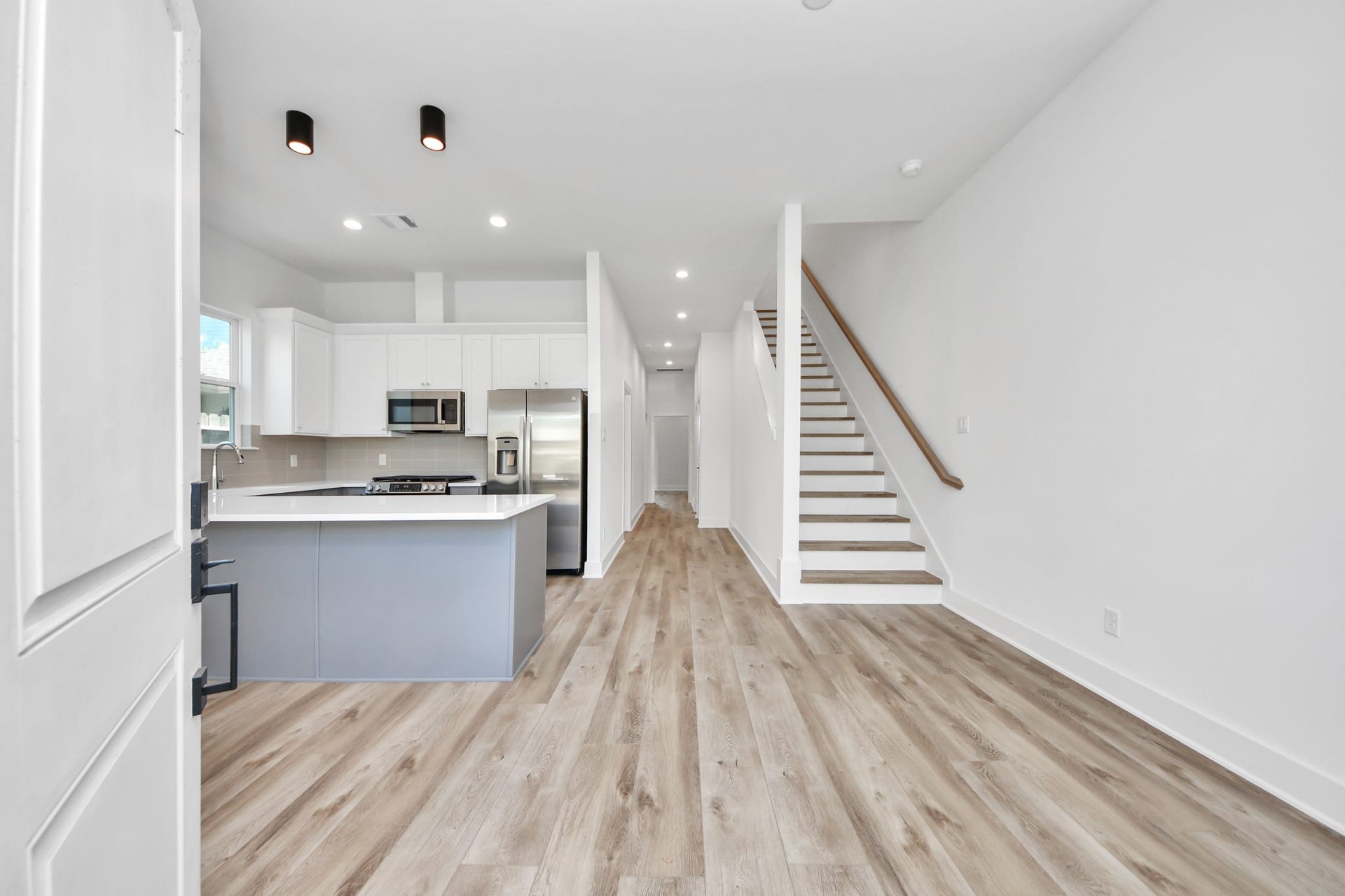 2904 Ruth Street, Houston, TX 77004 Unit B entrance