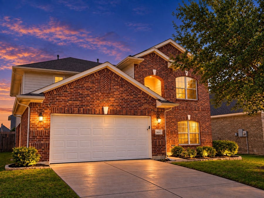 Property photo for 14002 Roanoke Falls Drive, Cypress, TX