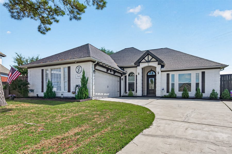 Property photo for 6410 Autumn Thistle Drive, Katy, TX