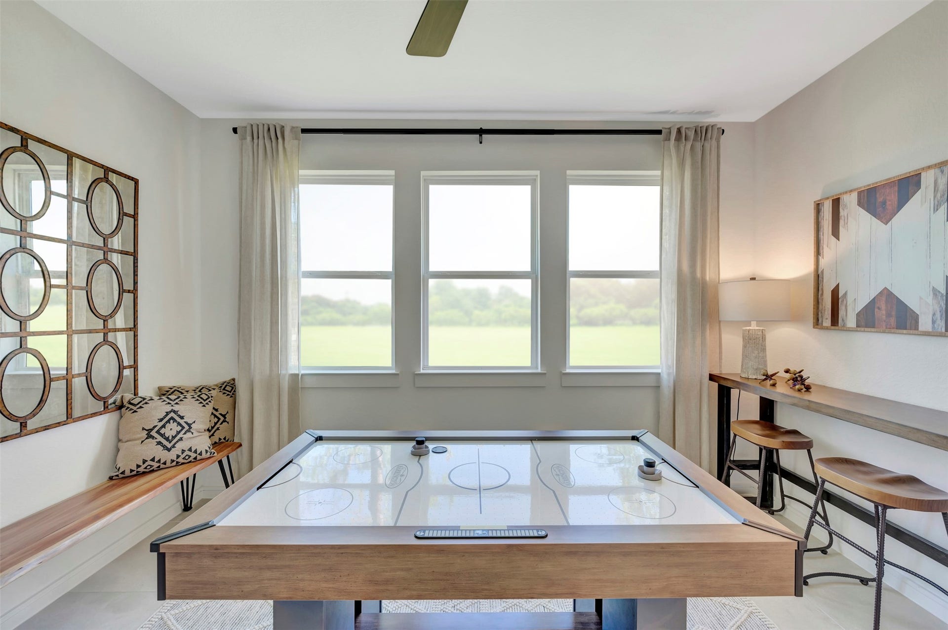 1073 Apple Ridge Road, Magnolia, TX 77363 Versatile activity room (*Photo not of actual home and used for illustration purposes only.)