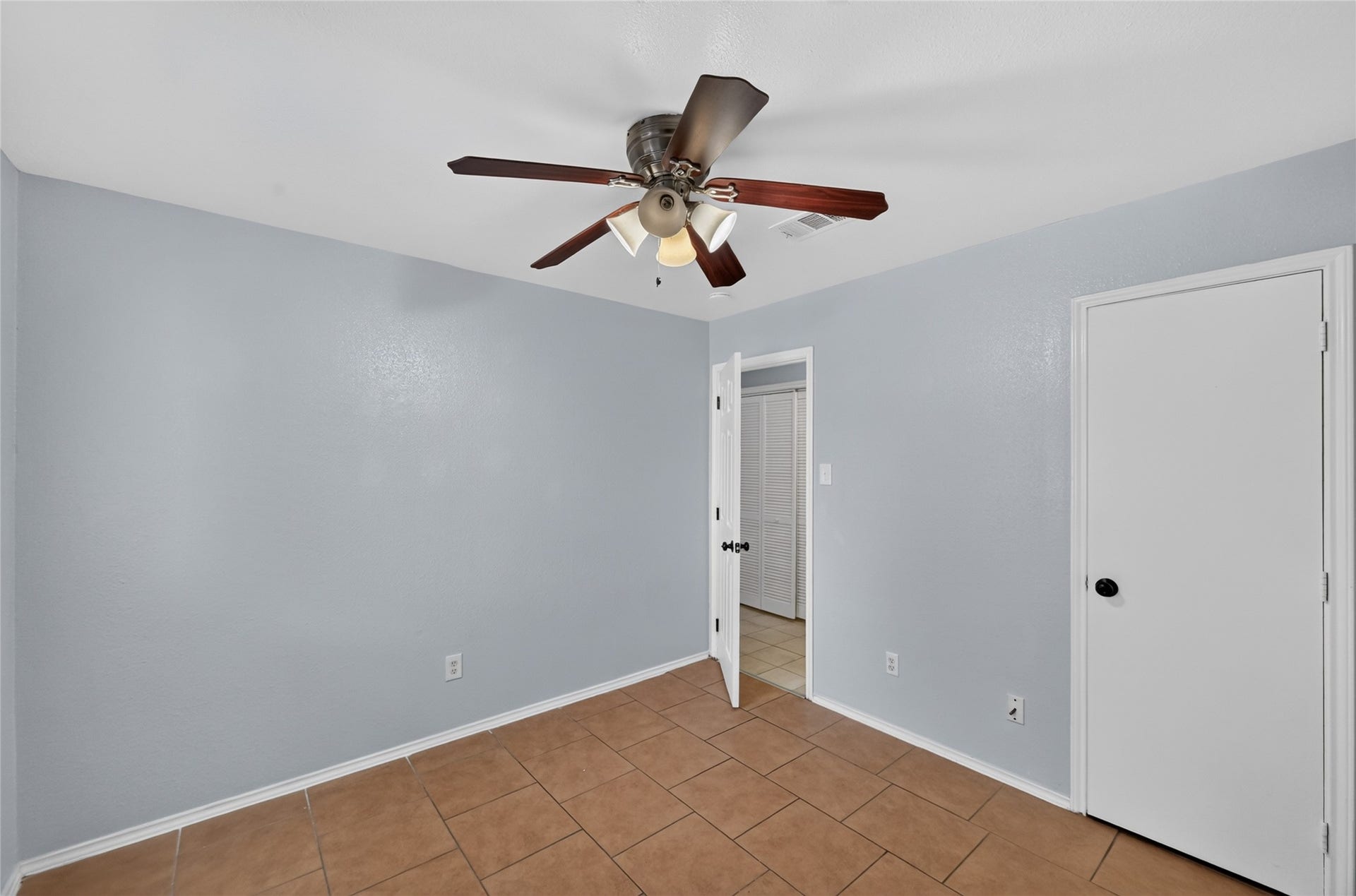 2427 Chalet Road, Houston, TX 77038