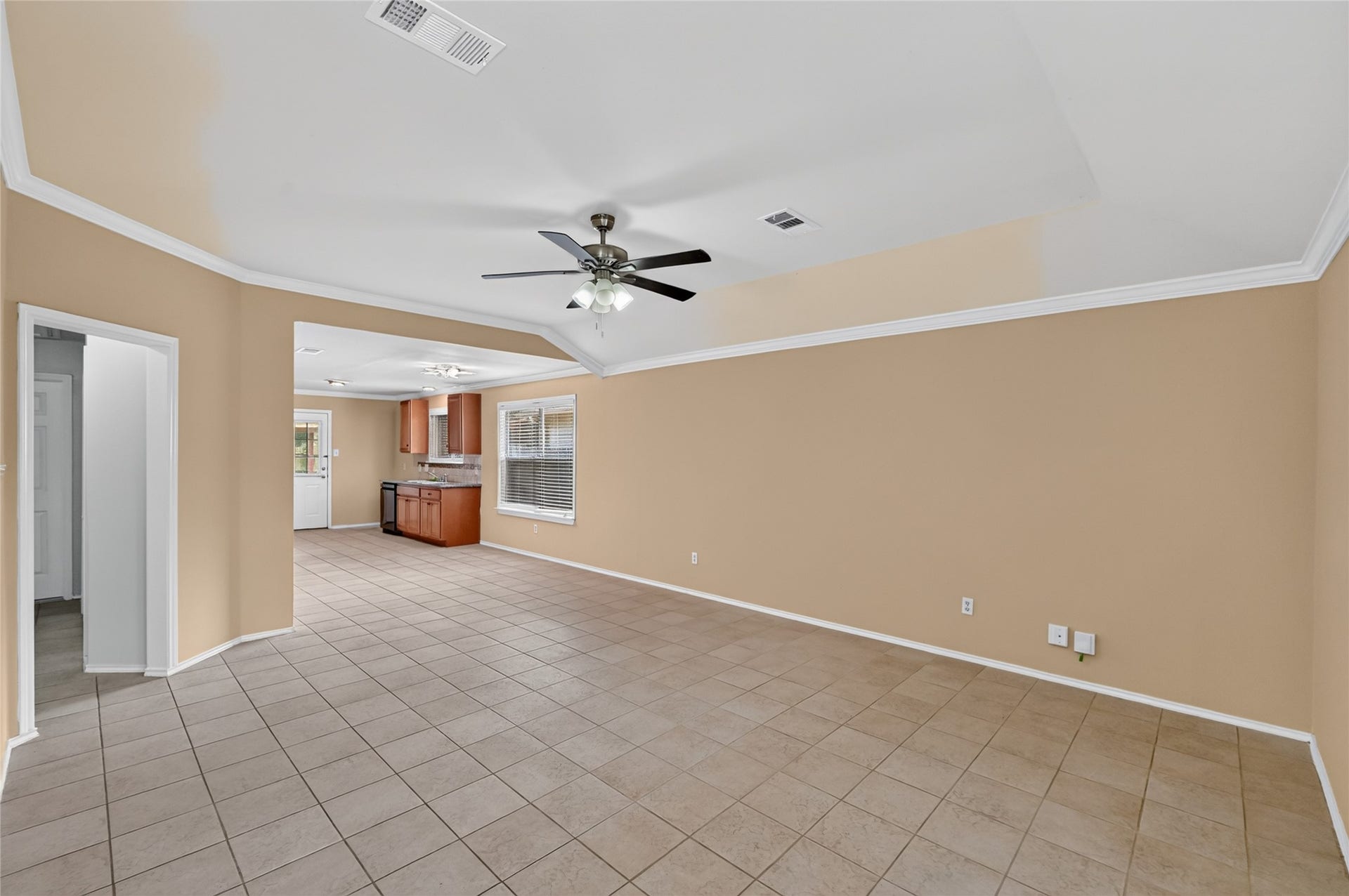 2427 Chalet Road, Houston, TX 77038