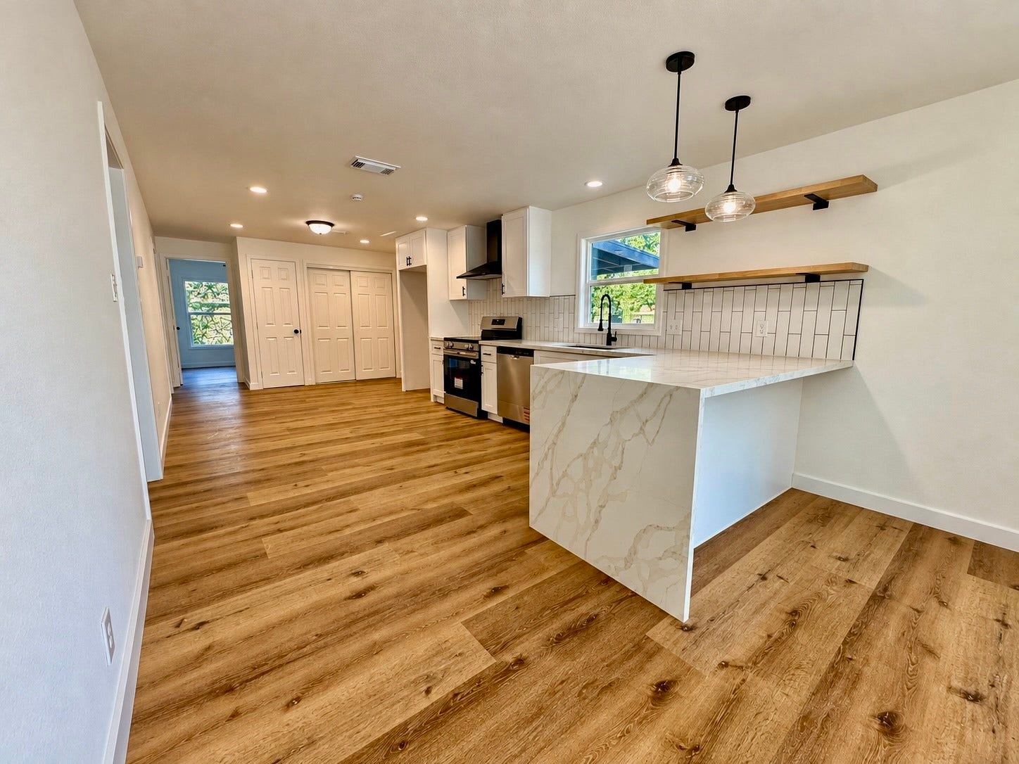 925 Joseph Street, Pasadena, TX 77506 925 Joseph Street, Pasadena, TX 77506