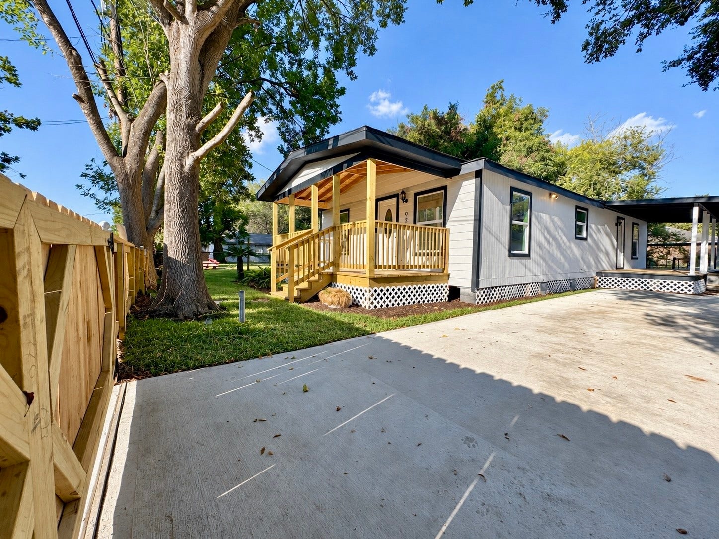925 Joseph Street, Pasadena, TX 77506 925 Joseph Street, Pasadena, TX 77506