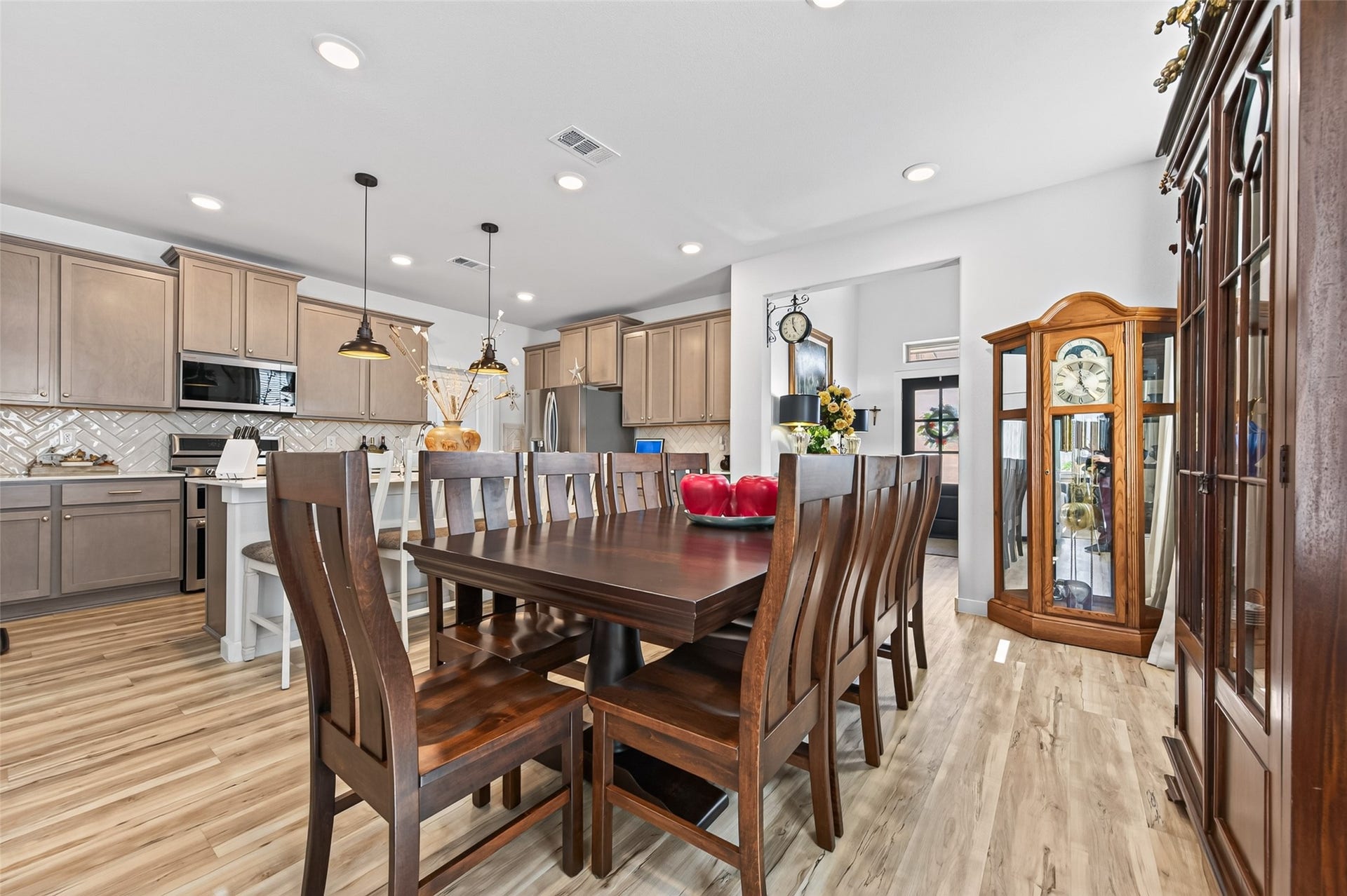 21640 Alberta Forest Circle, Magnolia, TX 77355 21640 Alberta Forest Circle, Magnolia, TX 77355