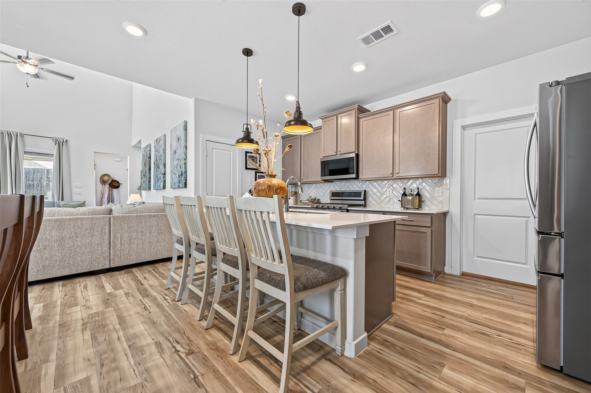 21640 Alberta Forest Circle, Magnolia, TX 77355 21640 Alberta Forest Circle, Magnolia, TX 77355