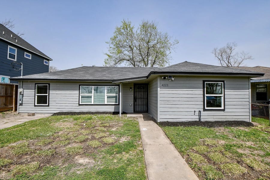 Property photo for 4223 Elmwood Street, Houston, TX