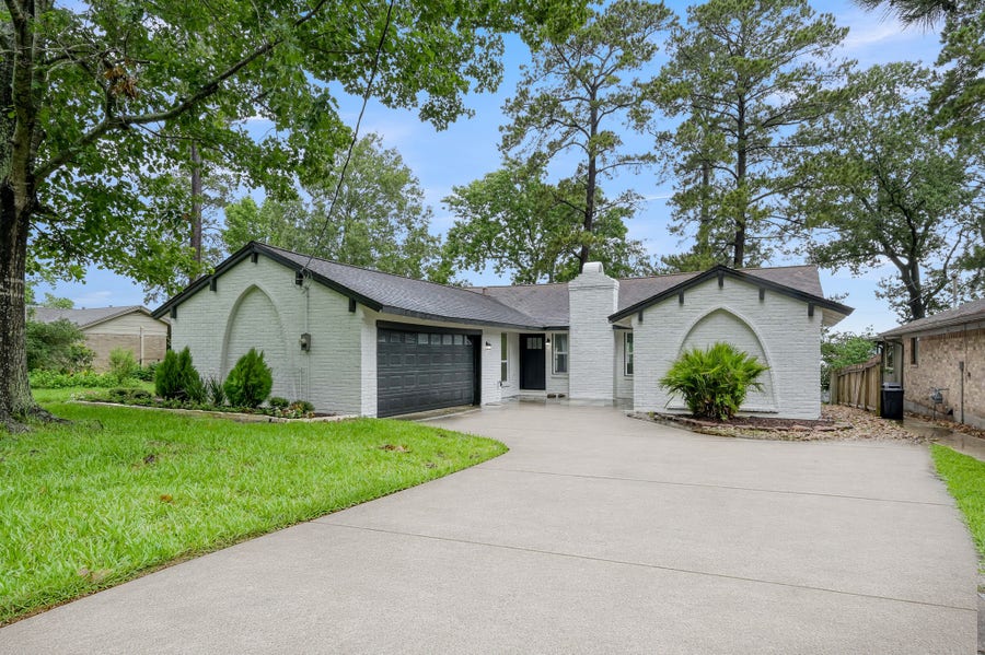 Property photo for 20627 Appaloosa Trail, Crosby, TX