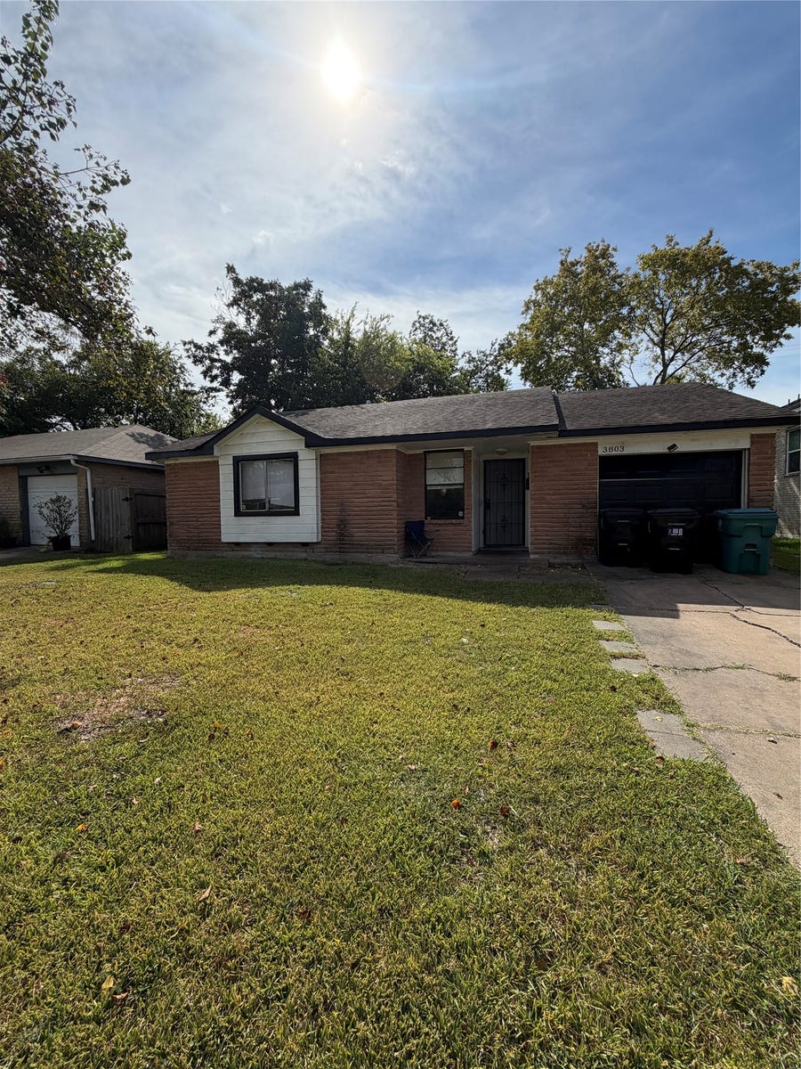 Property photo for 3803 Dalmatian Dr, Houston, TX