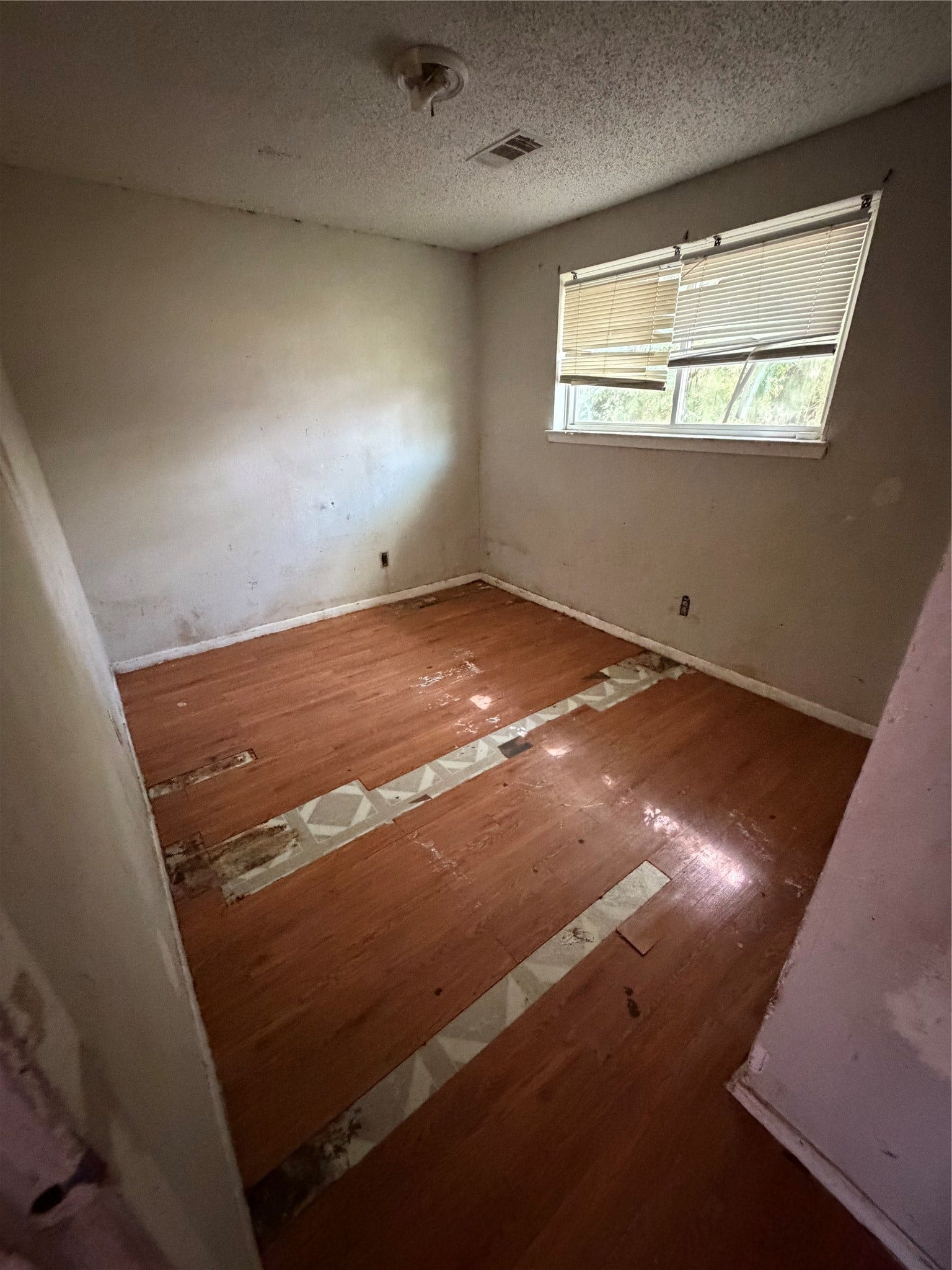 3803 Dalmatian Dr, Houston, TX 77045