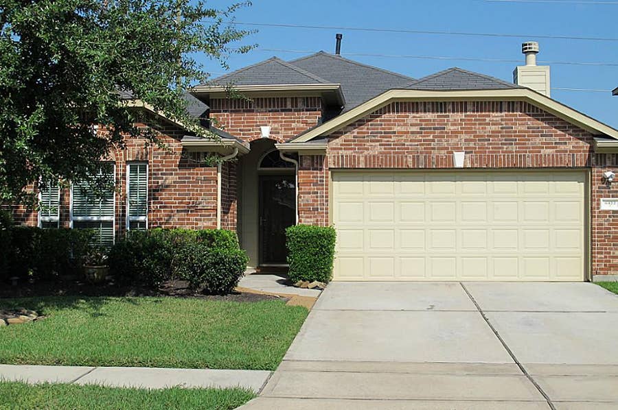 Property photo for 6422 Saragosa Crossing Lane, Houston, TX