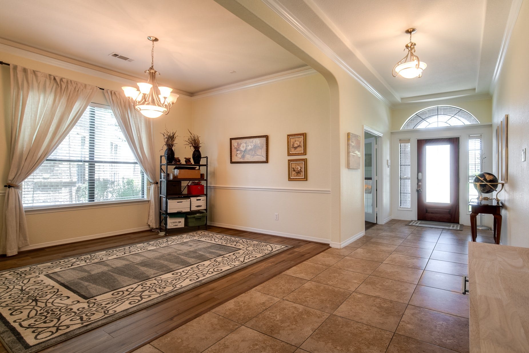 3006 Southern Mill Court, Pearland, TX 77584 View of the dining rooom and the foyer
