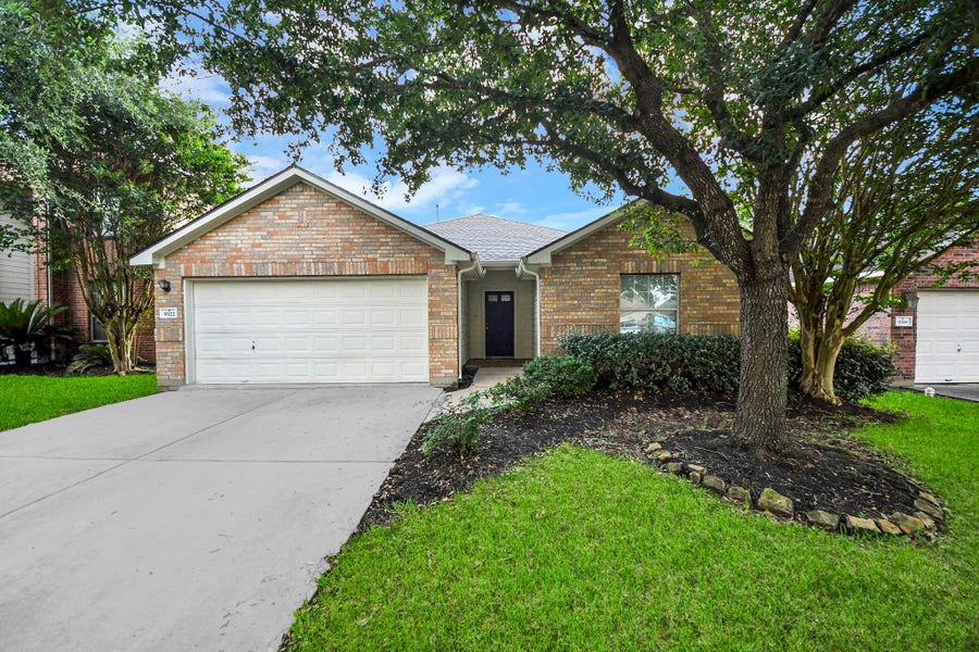 Property photo for 9322 Taftsberry Drive, Houston, TX