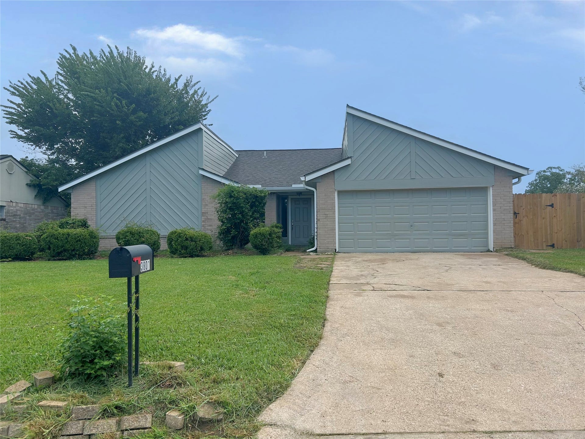 3801 Misty Cove Court, Dickinson, TX 77539 3801 Misty Cove Court, Dickinson, TX 77539