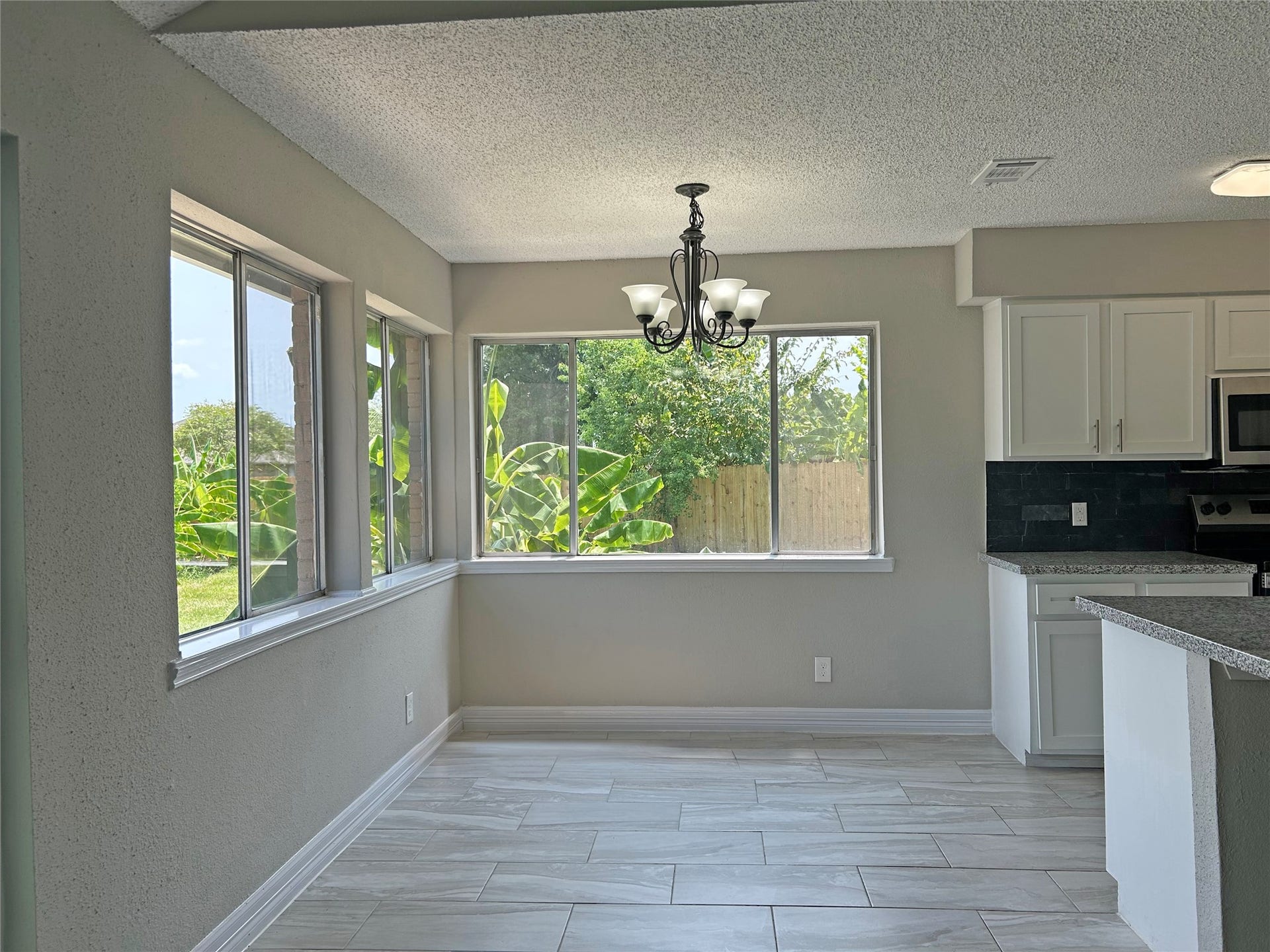 3801 Misty Cove Court, Dickinson, TX 77539 3801 Misty Cove Court, Dickinson, TX 77539