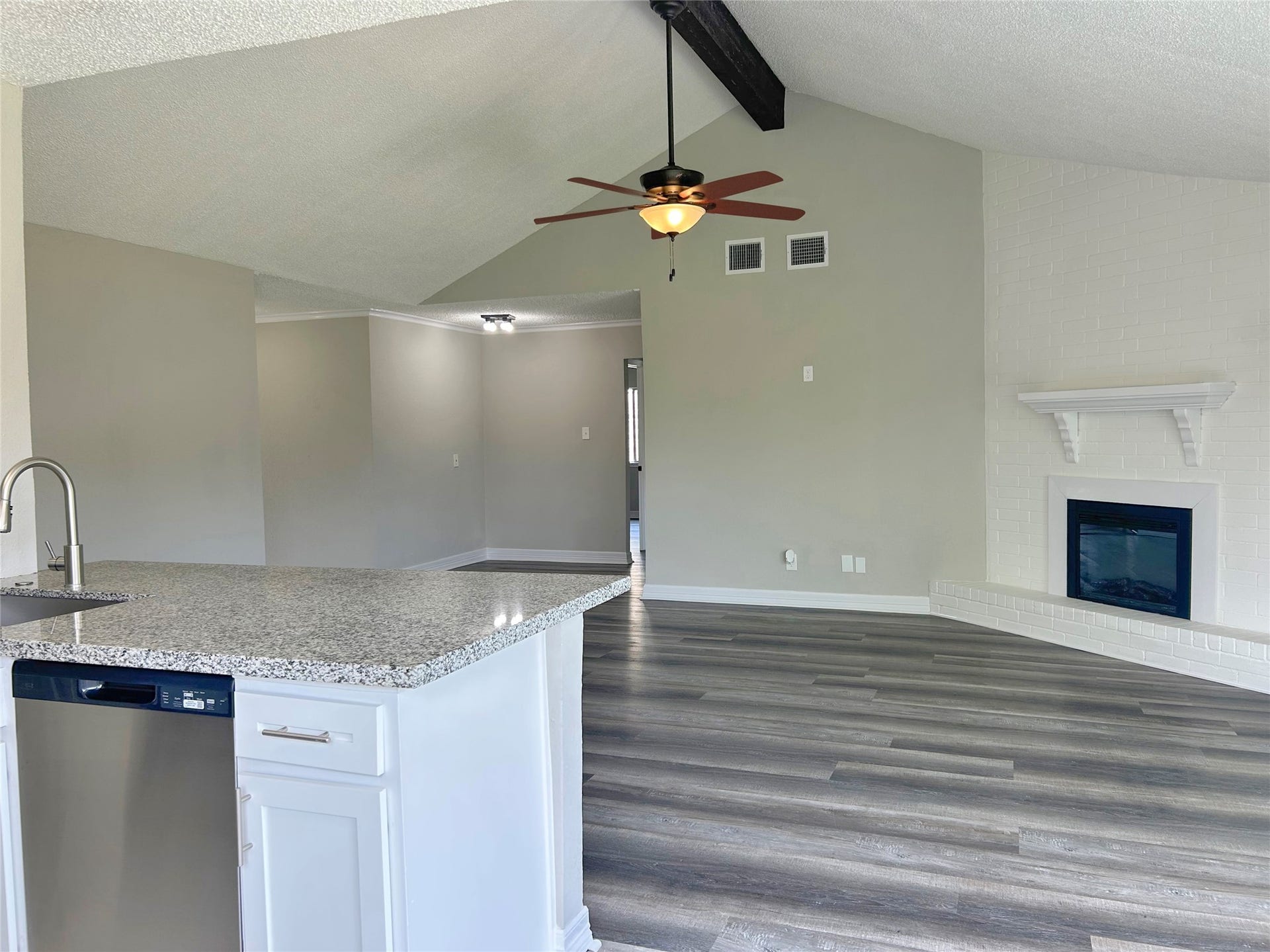 3801 Misty Cove Court, Dickinson, TX 77539 3801 Misty Cove Court, Dickinson, TX 77539