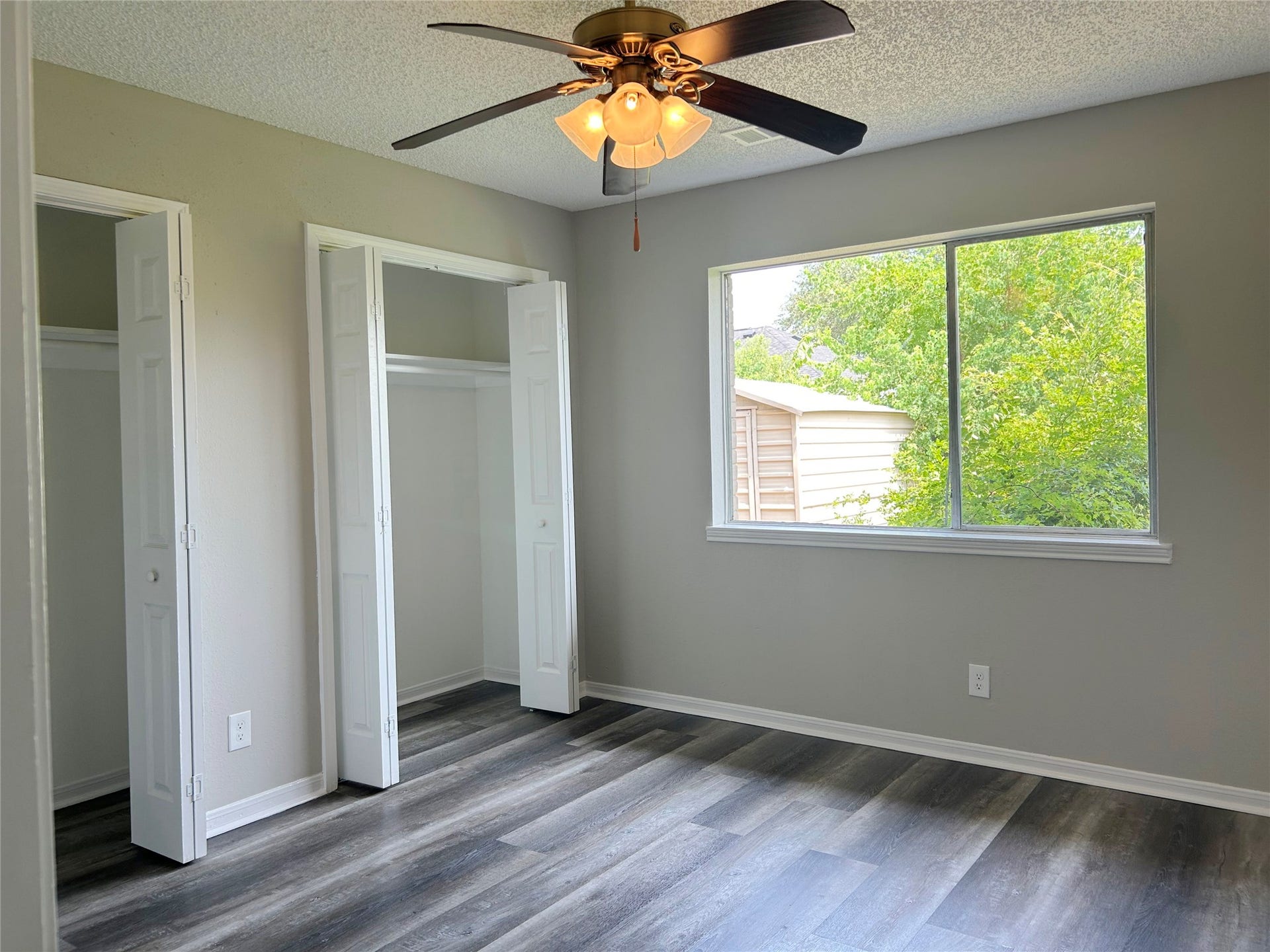 3801 Misty Cove Court, Dickinson, TX 77539 Bedroom 2