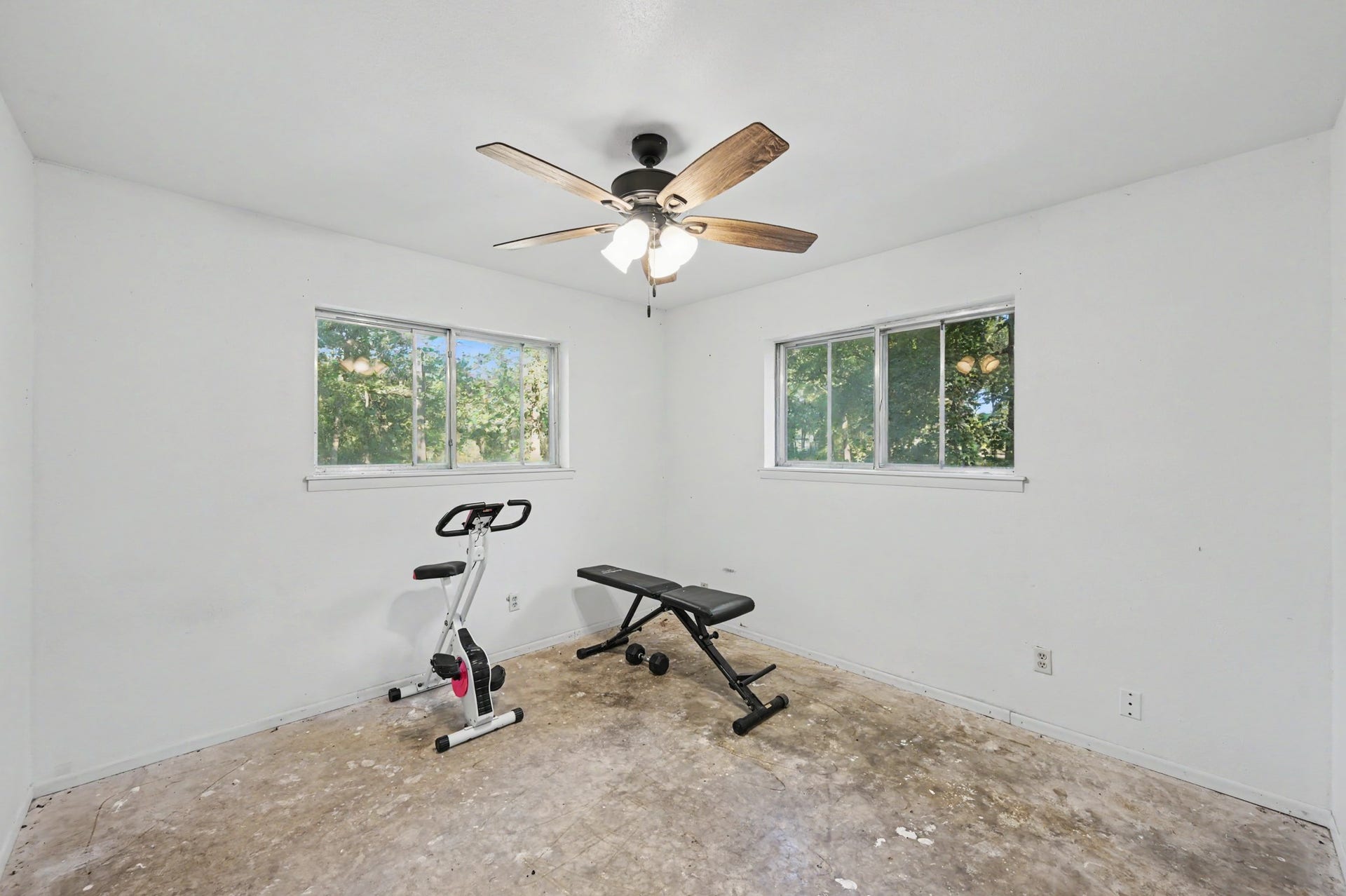 19127 Stillwood Road, Cleveland, TX 77328 19127 Stillwood Road, Cleveland, TX 77328