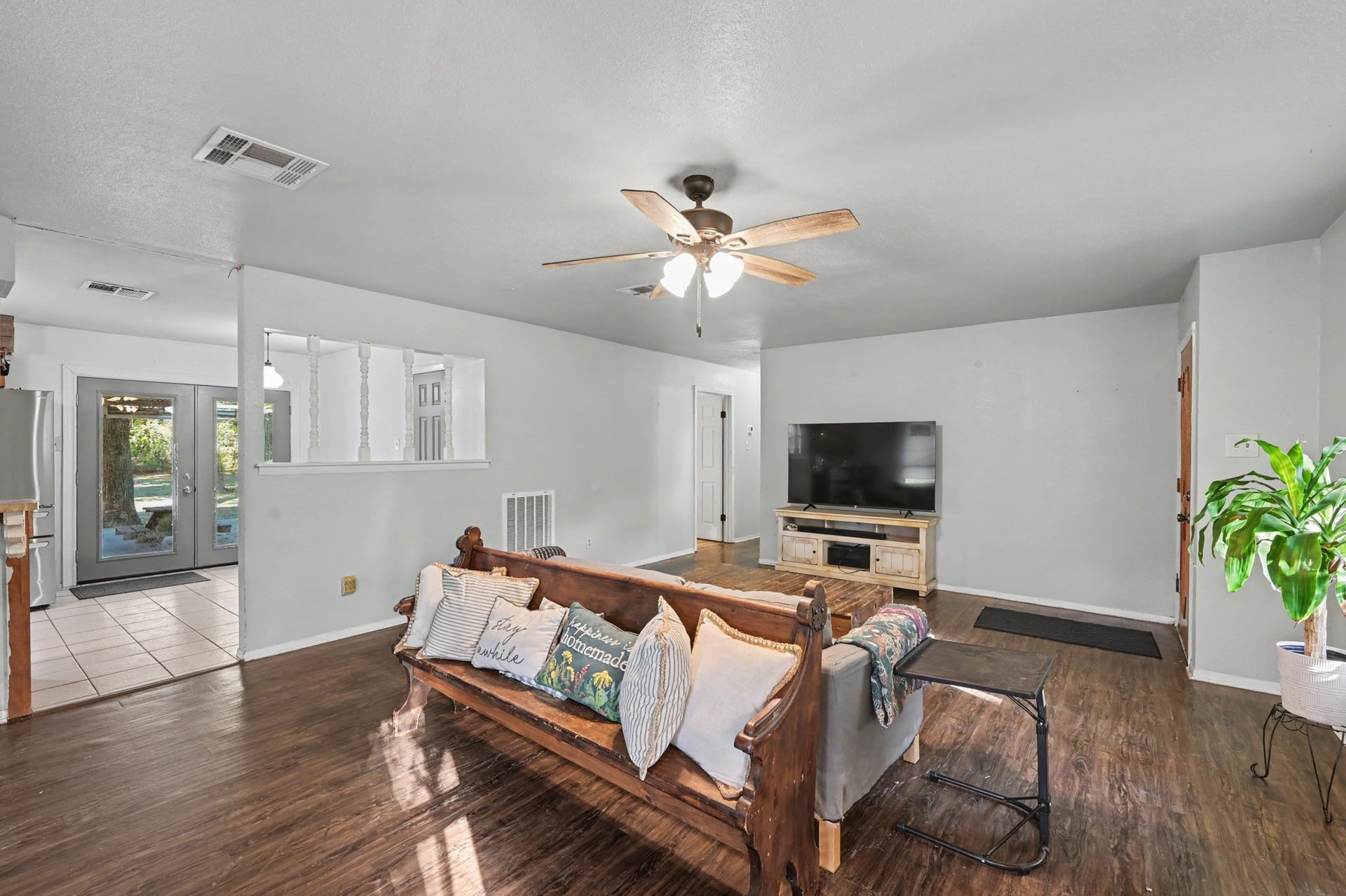 19127 Stillwood Road, Cleveland, TX 77328 19127 Stillwood Road, Cleveland, TX 77328