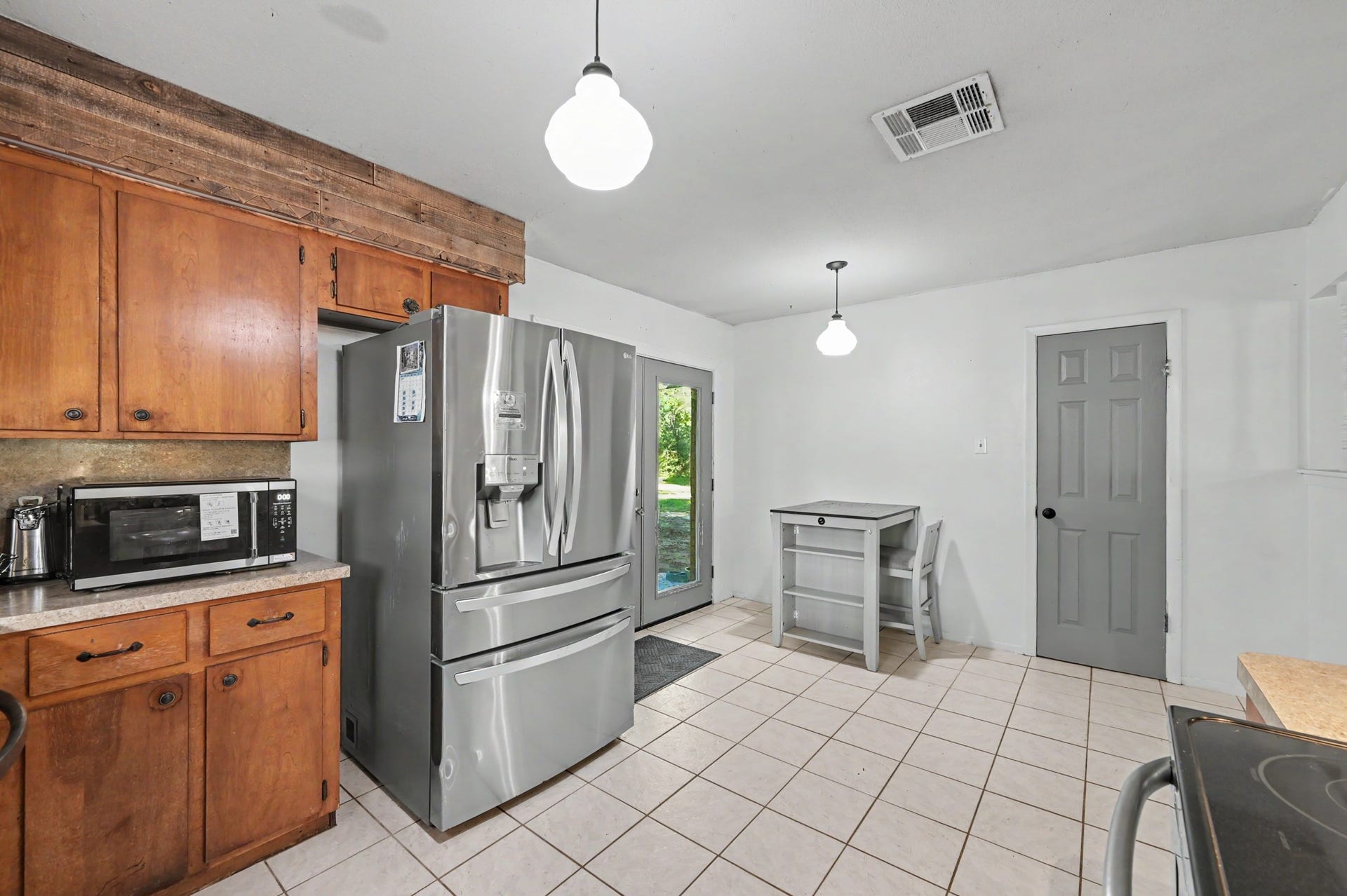 19127 Stillwood Road, Cleveland, TX 77328 19127 Stillwood Road, Cleveland, TX 77328