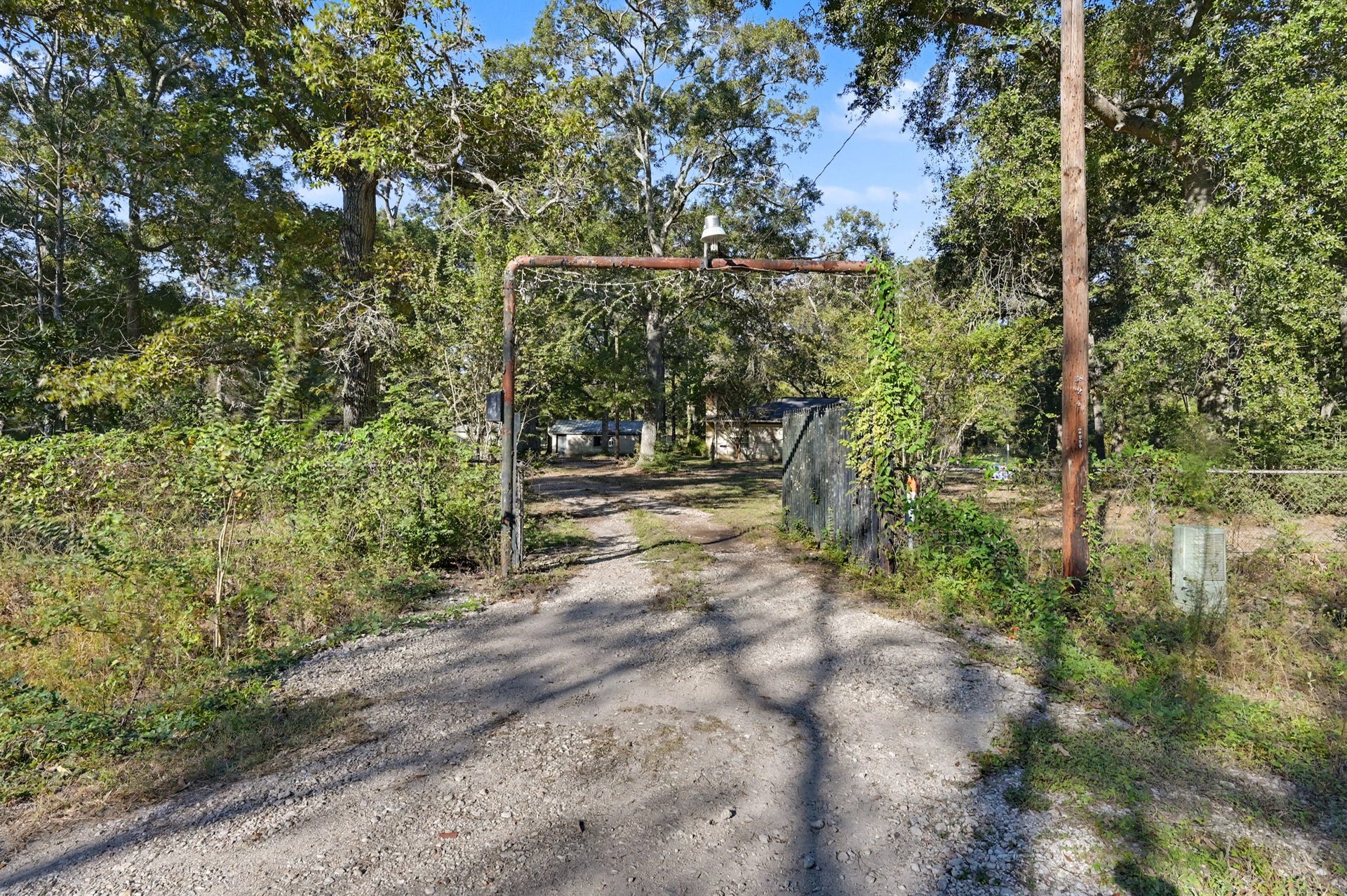 19127 Stillwood Road, Cleveland, TX 77328 19127 Stillwood Road, Cleveland, TX 77328