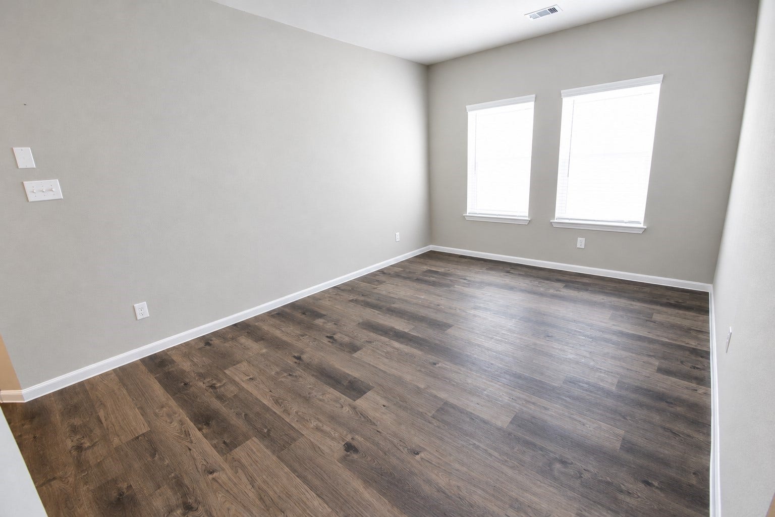 3187 Savannah Rose Drive, Angleton, TX 77515 3187 Savannah Rose Drive, Angleton, TX 77515