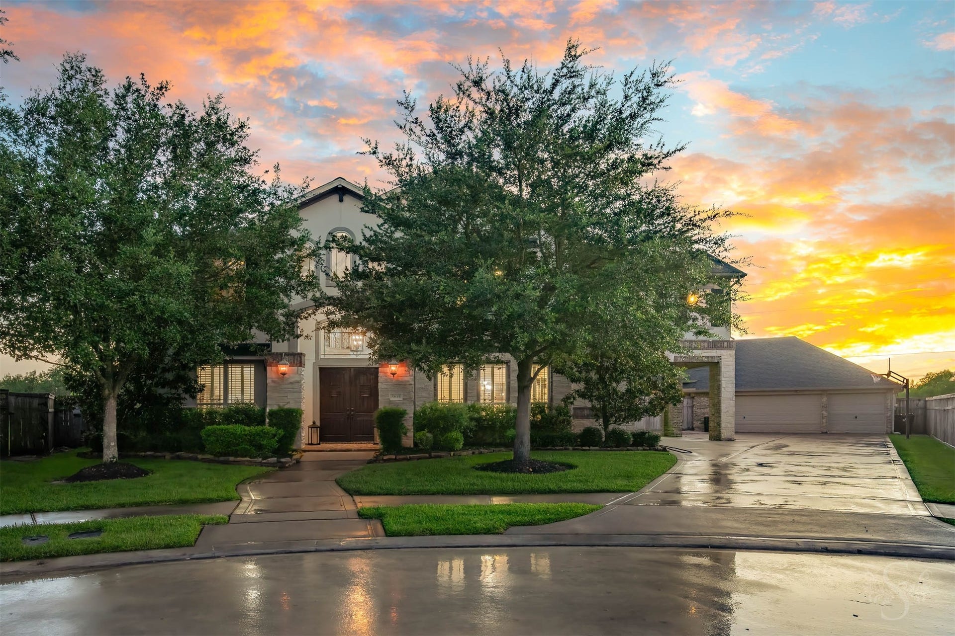 5835 Caspian Falls Lane, Fulshear, TX 77441 Exceptional luxury home on a huge cul-de-sac lot in Cross Creek Ranch featuring 5 bedrooms (2 down), 4 full baths, 2 half baths and a porte cochere that leads to the detached 6-car garage. Step outside to your private backyard paradise where the oversized lot showcases a spectacular custom Omega pool with spa, waterfall and slide.