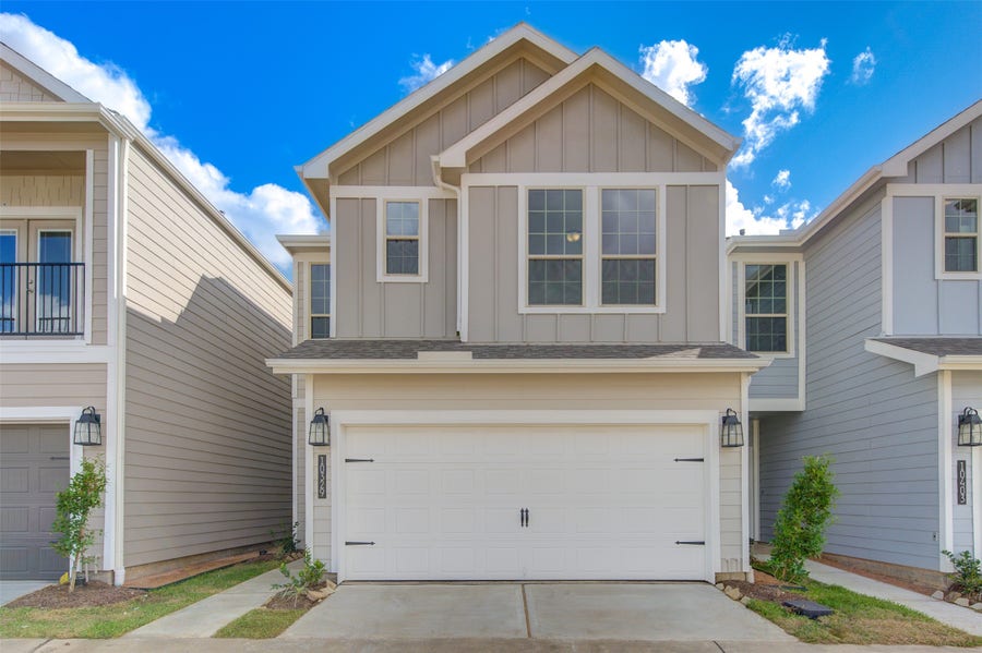 Property photo for 10329 Harmon Smith Dr, Houston, TX